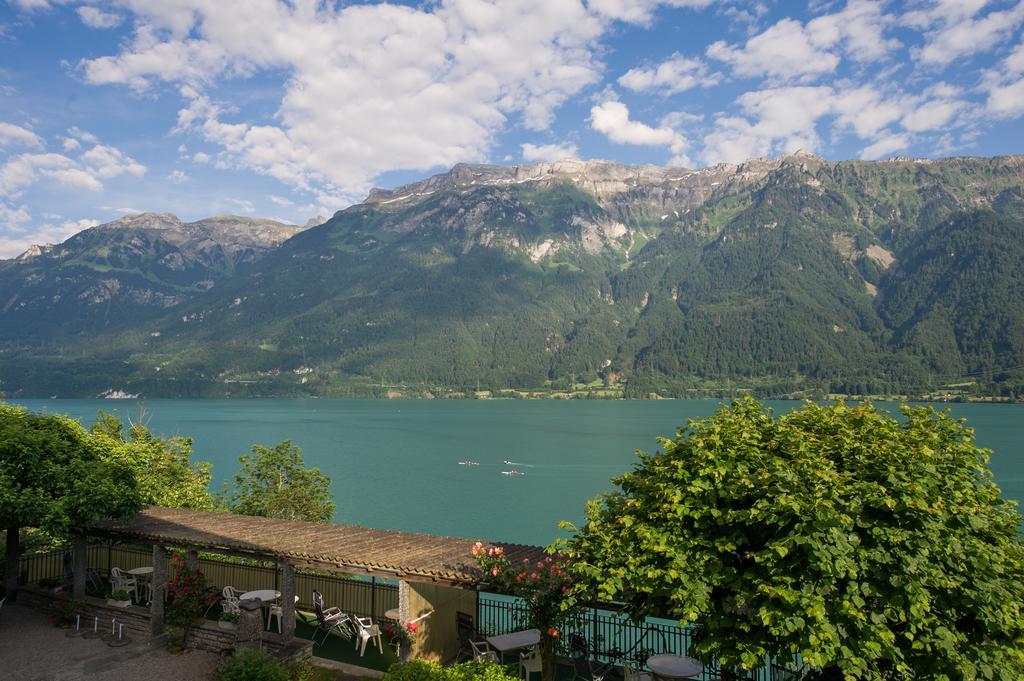 Doppelzimmer mit Balkon und Seeblick