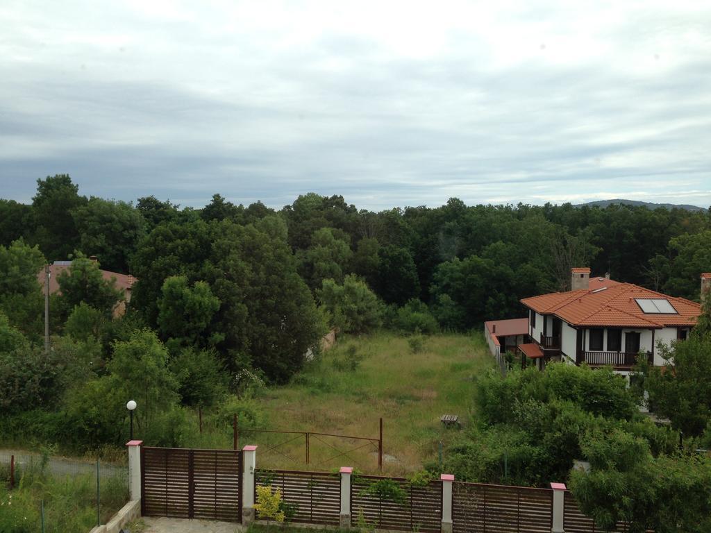 Dreibettzimmer mit Bergblick