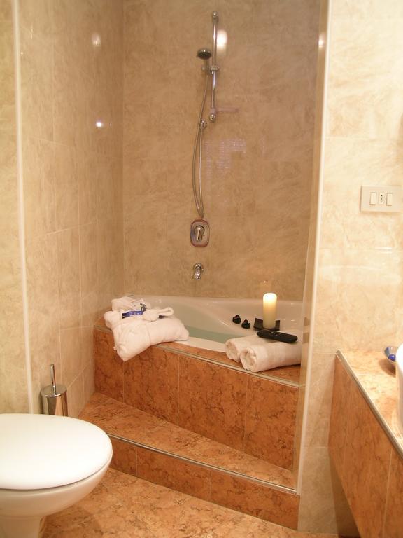Classic Dreibettzimmer