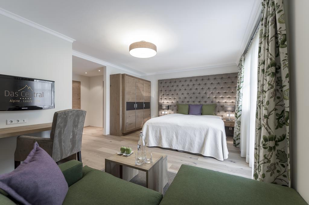Deluxe Doppel-/Zweibettzimmer