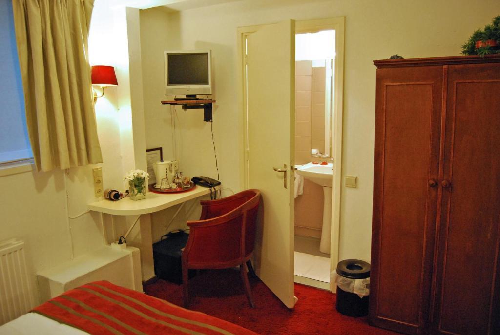 Standard Zweibettzimmer
