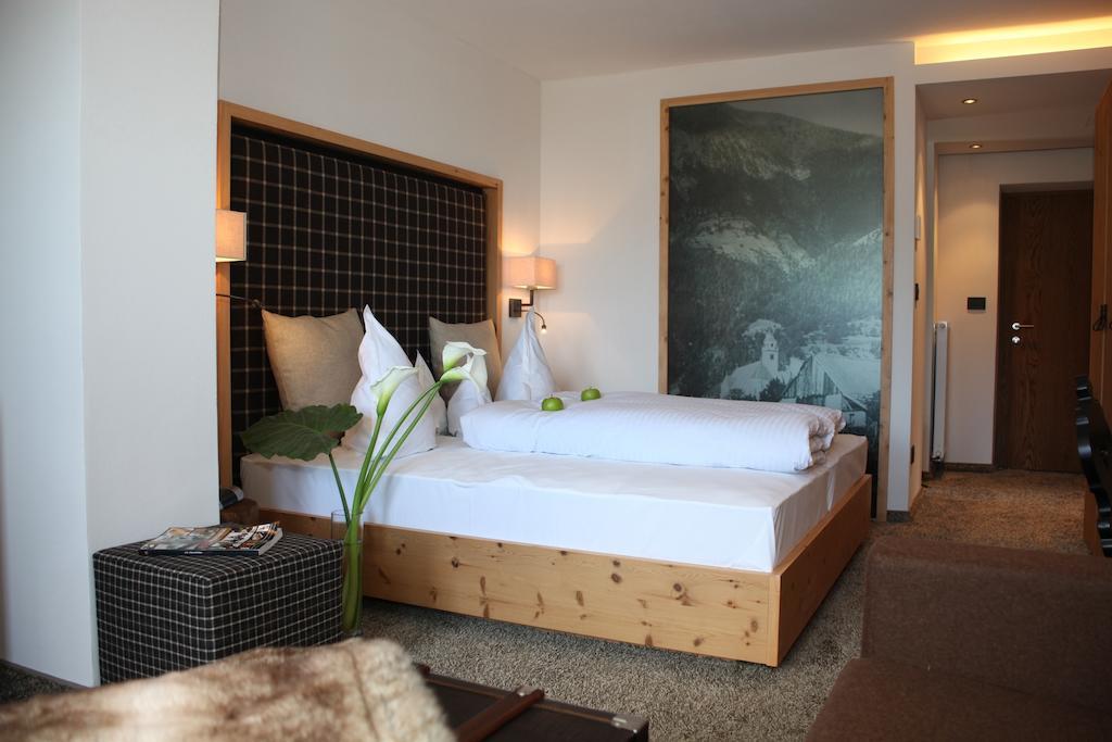 Doppelzimmer mit Balkon