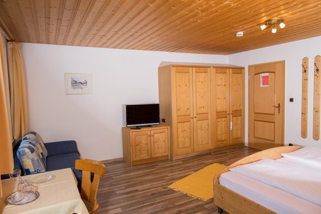 Dreibettzimmer