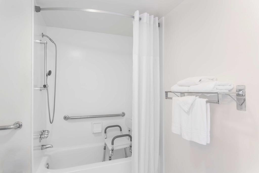 Deluxe Doppelzimmer mit Balkon und Meerblick