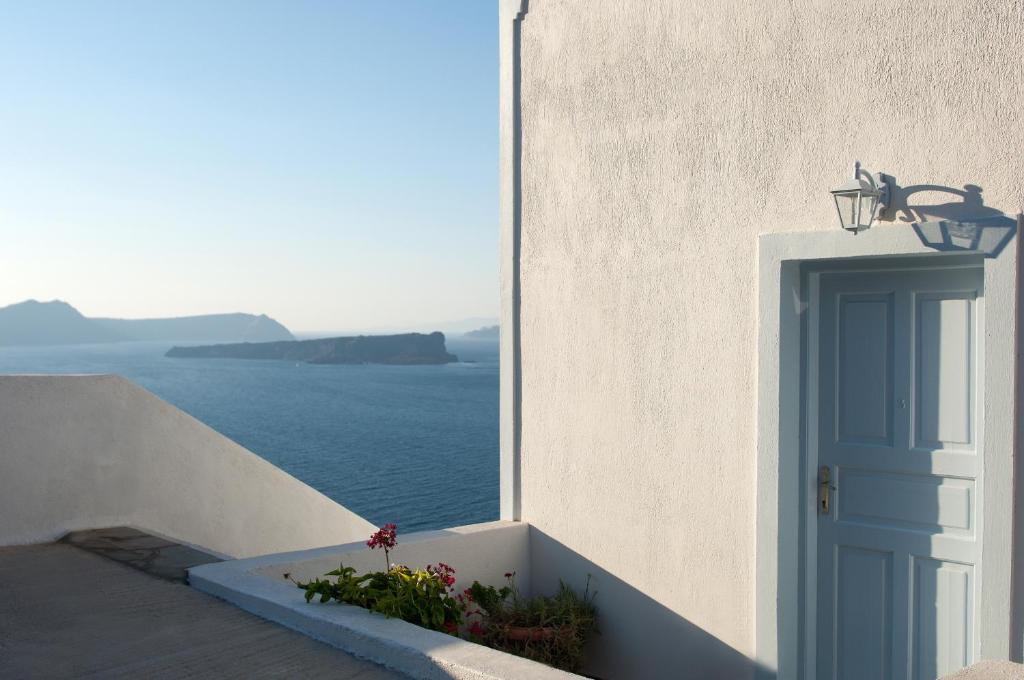 Superior Doppelzimmer mit Balkon und Blick auf die Caldera