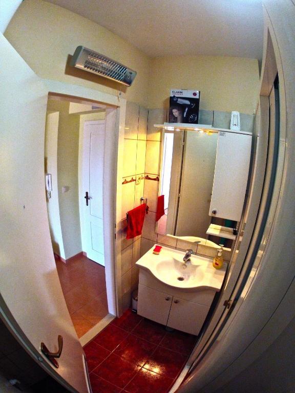 Bett im 8-Bett-Schlafsaal