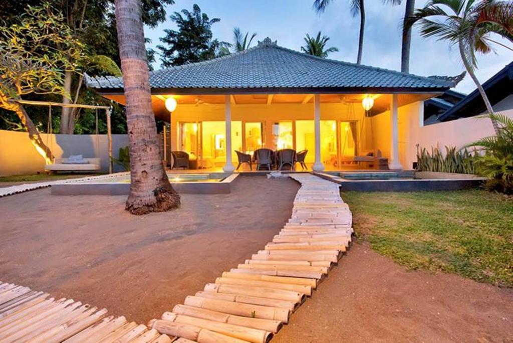 Strand-Villa mit 2 Schlafzimmern