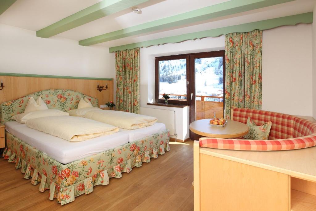 Dreibettzimmer