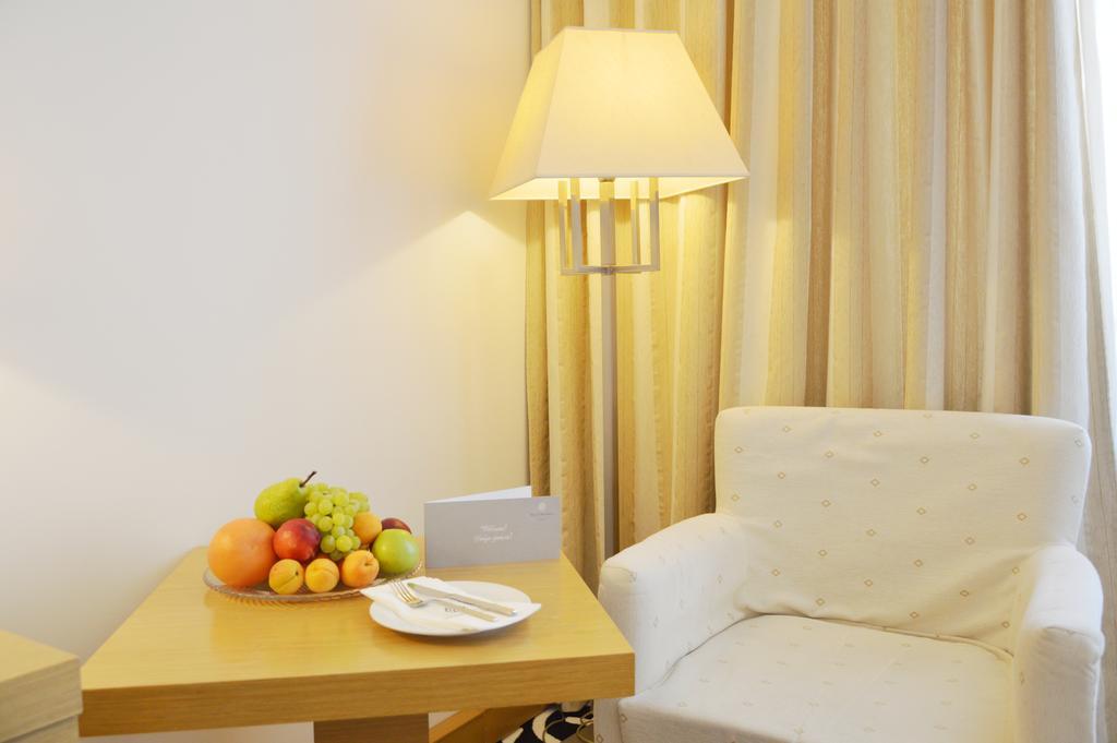 Standard Zimmer mit Kingsize-Bett