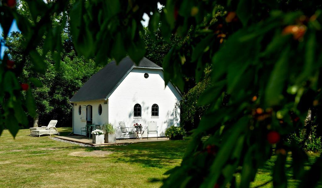 Deluxe Bungalow mit Gartenblick