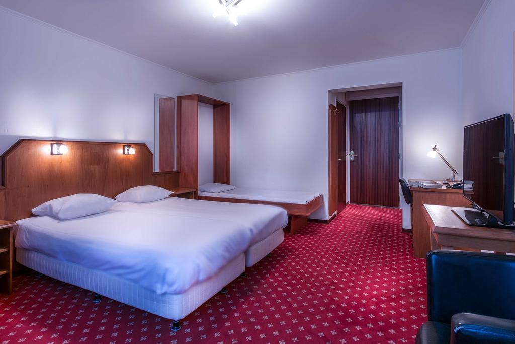 Dreibettzimmer