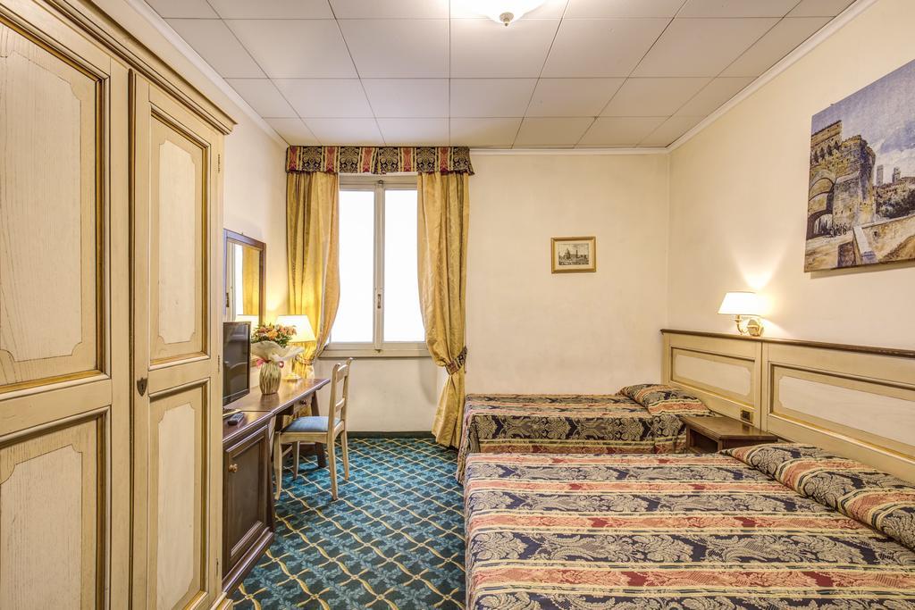Dreibettzimmer