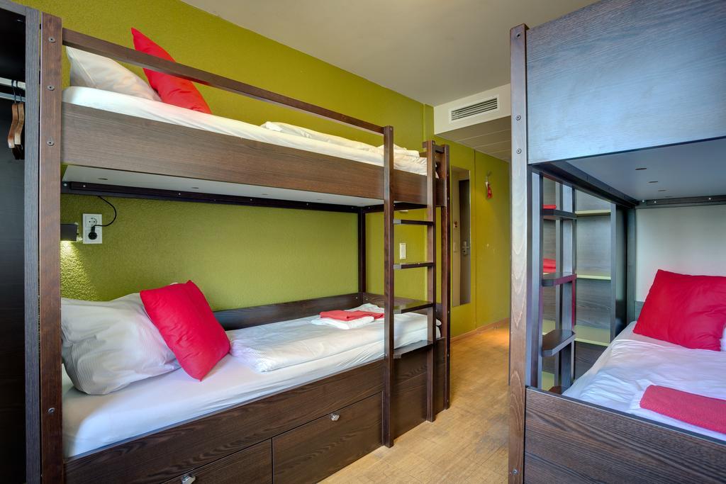 Bett im gemischten Schlafsaal mit 4 Betten