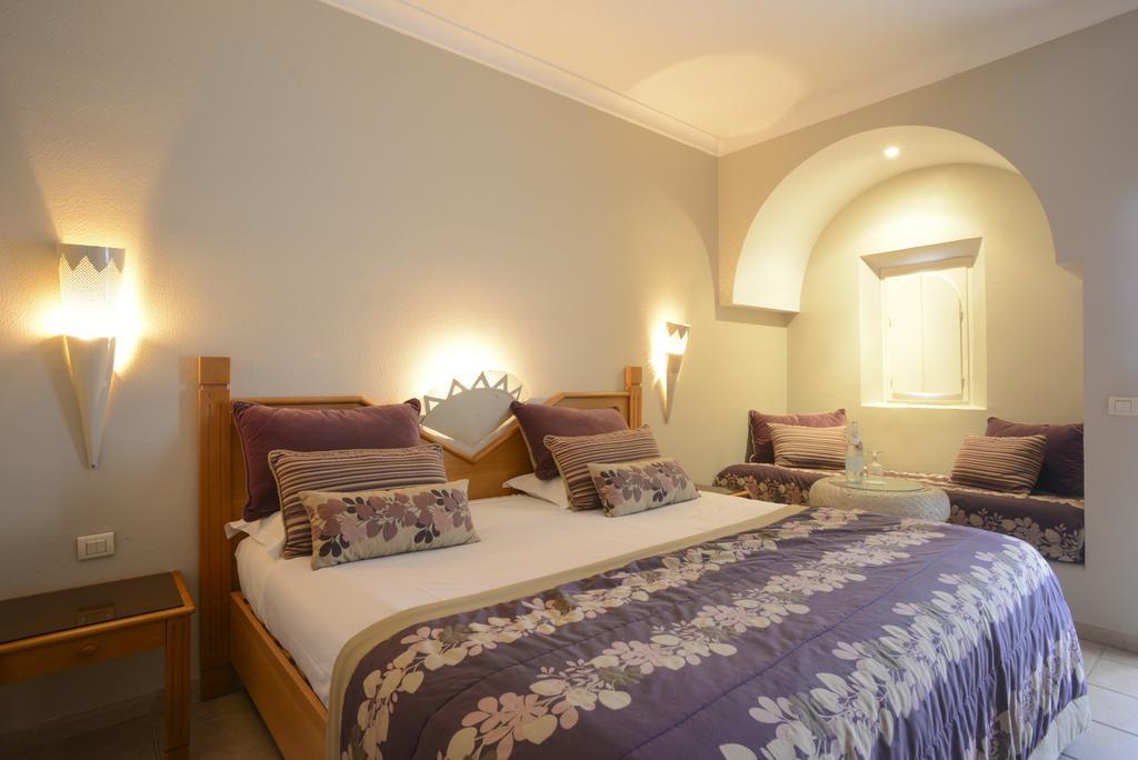 Dreibettzimmer (2 Erwachsene + 1 Kind)