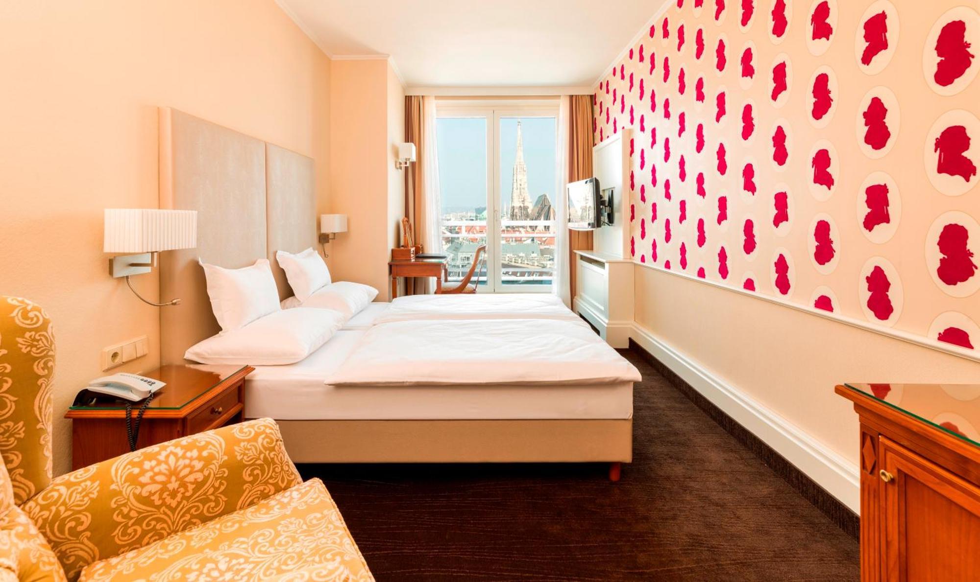 Doppelzimmer mit Blick auf den Stephansdom