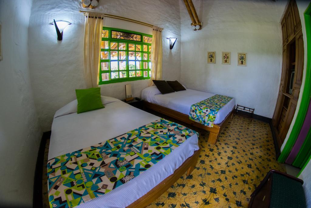 Dreibettzimmer