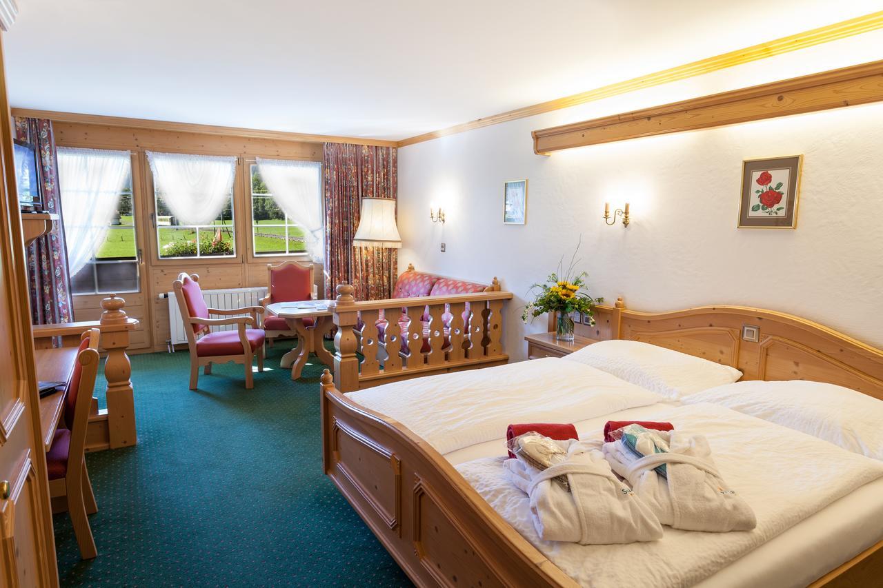 Junior Suite mit Balkon und Bergblick