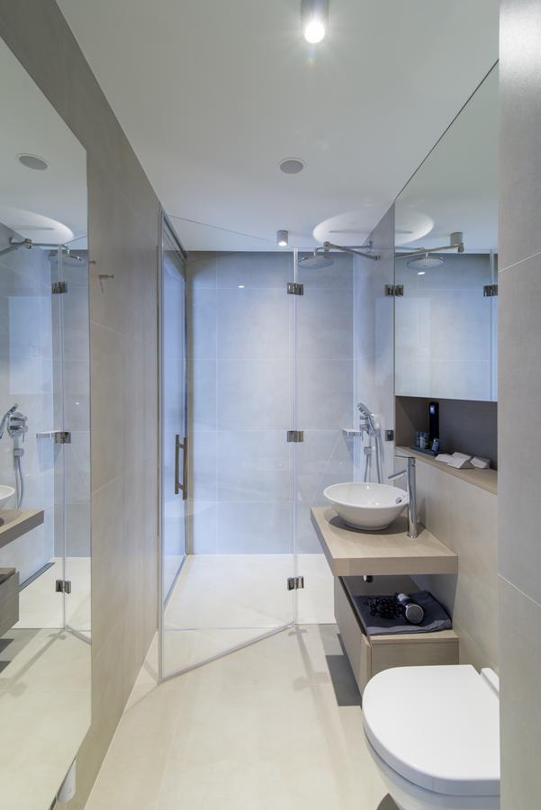 Apartment mit Balkon