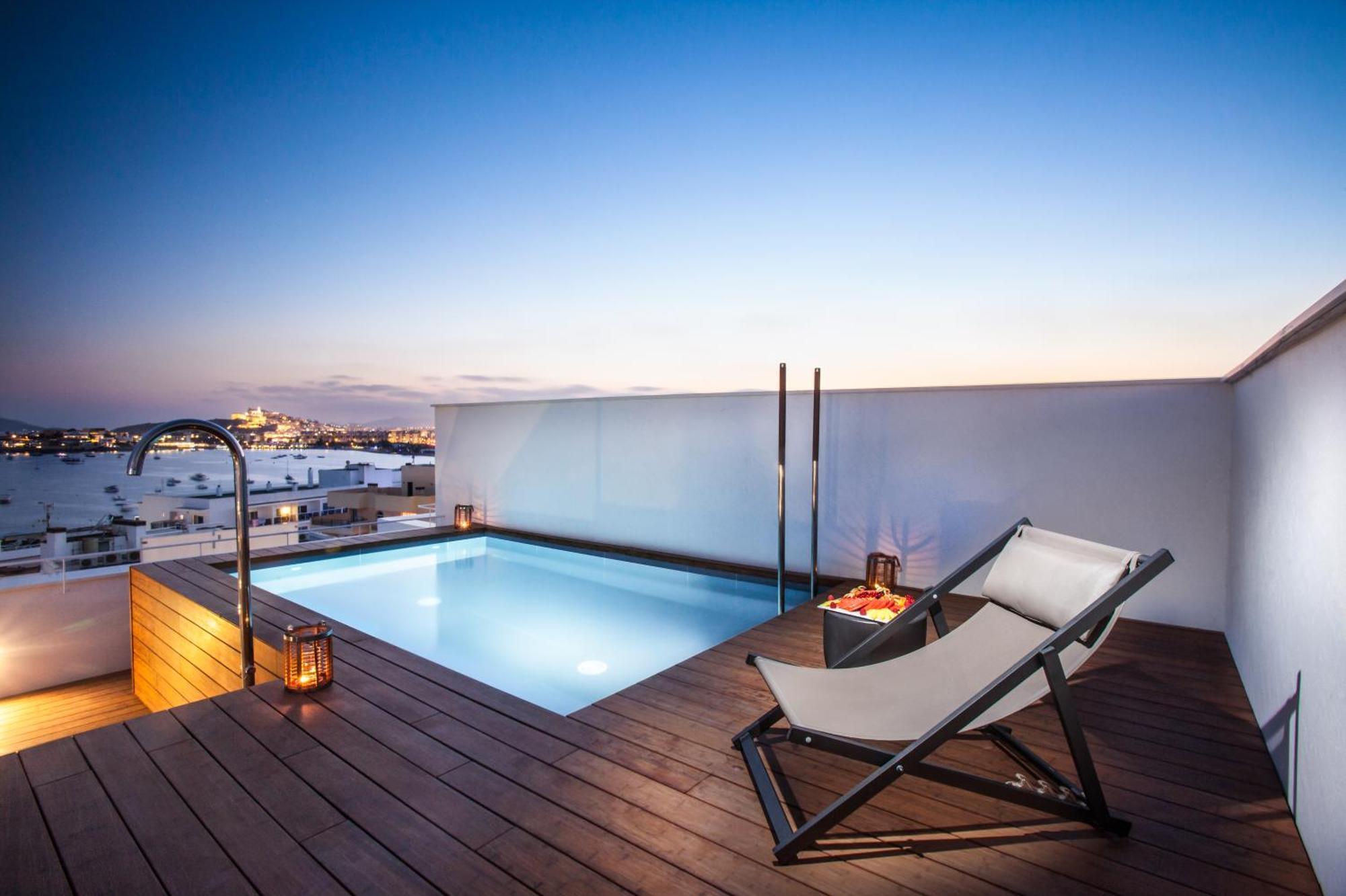 Maisonette-Apartment Suite mit eigenem Pool