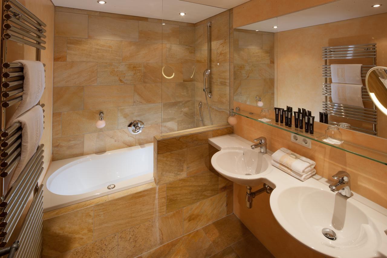 Familiensuite (2 Erwachsene + 2 Kinder)