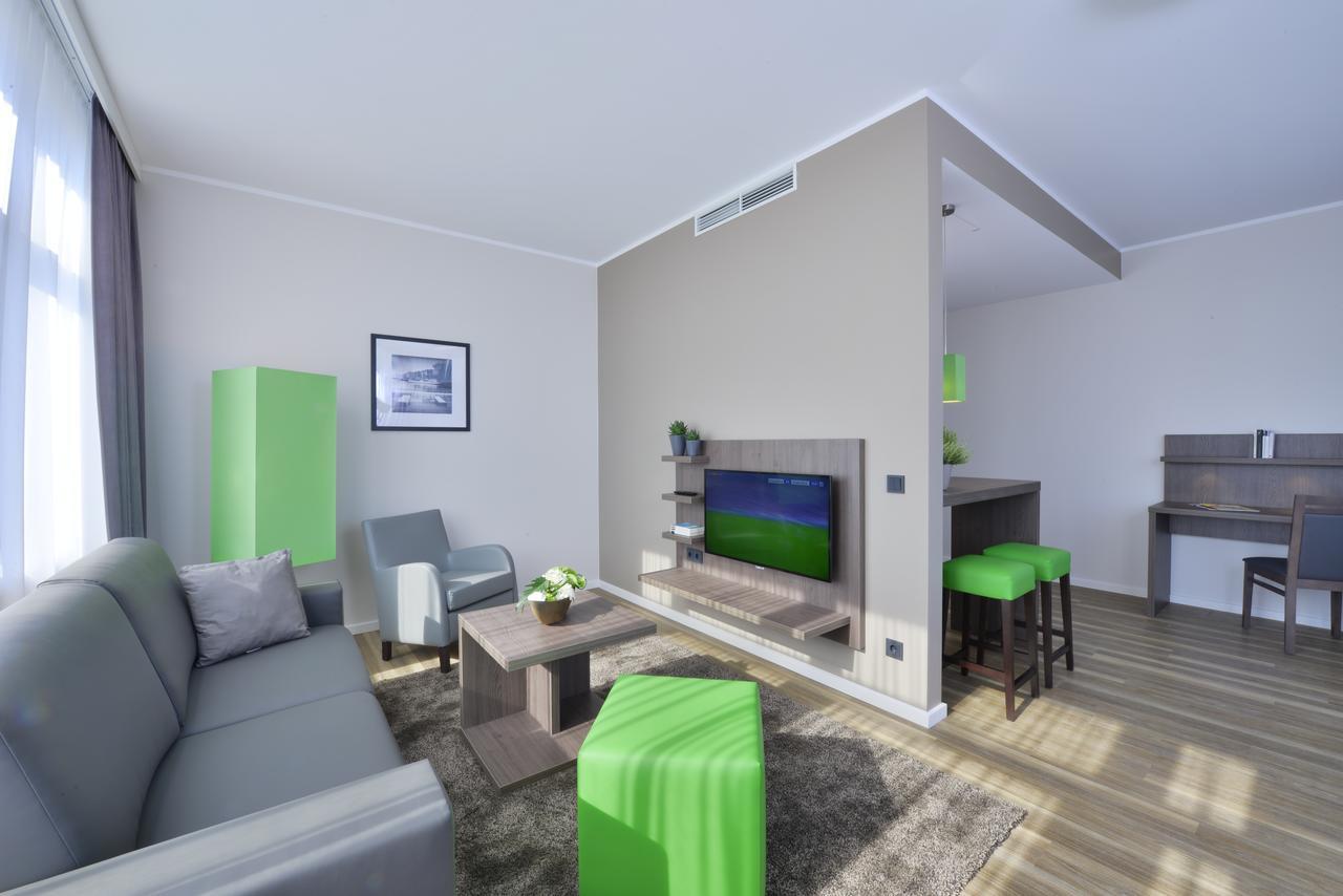Deluxe Apartment