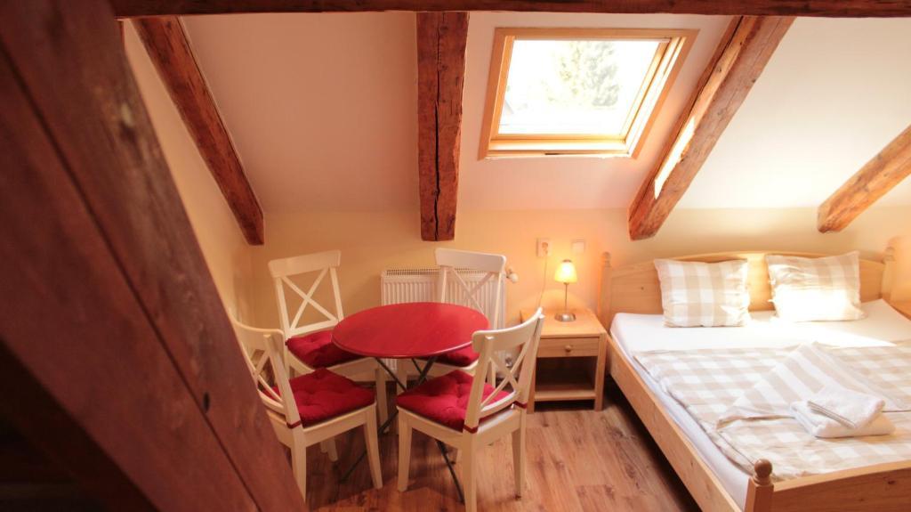 Maisonette Studio