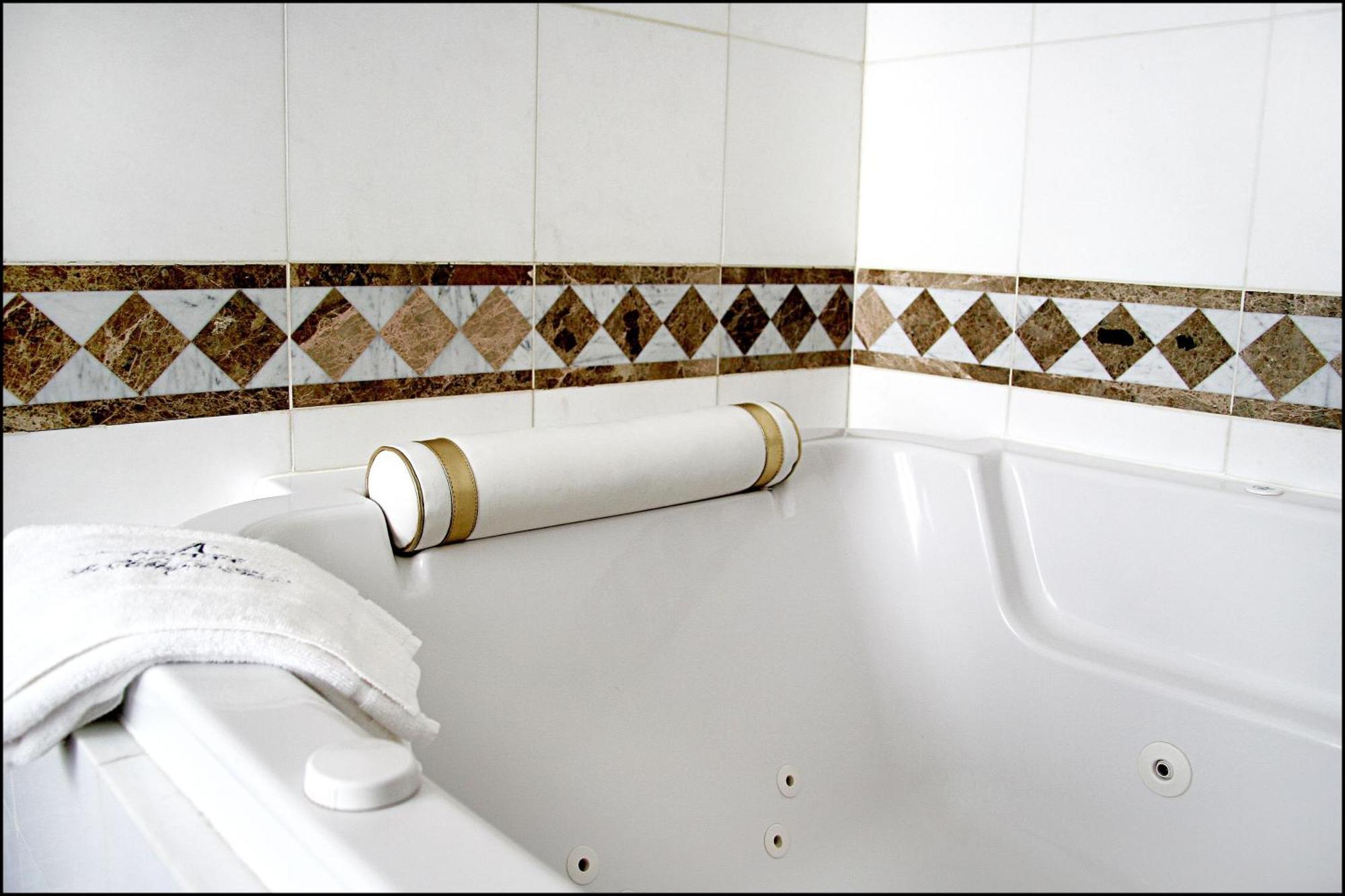 Junior Suite mit Whirlpool