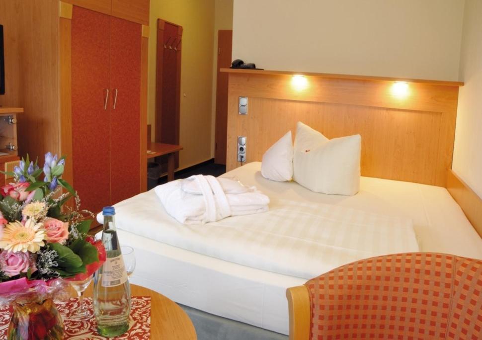 Junior Room with Balcony,1091588559:JPEG