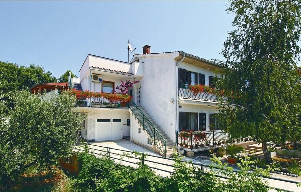 Studio mit Gartenblick