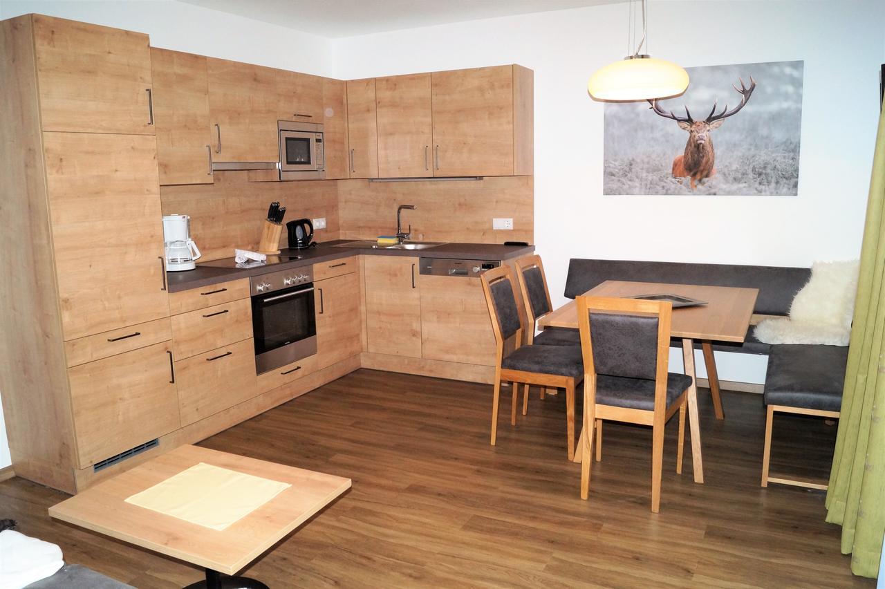 Apartment mit Balkon