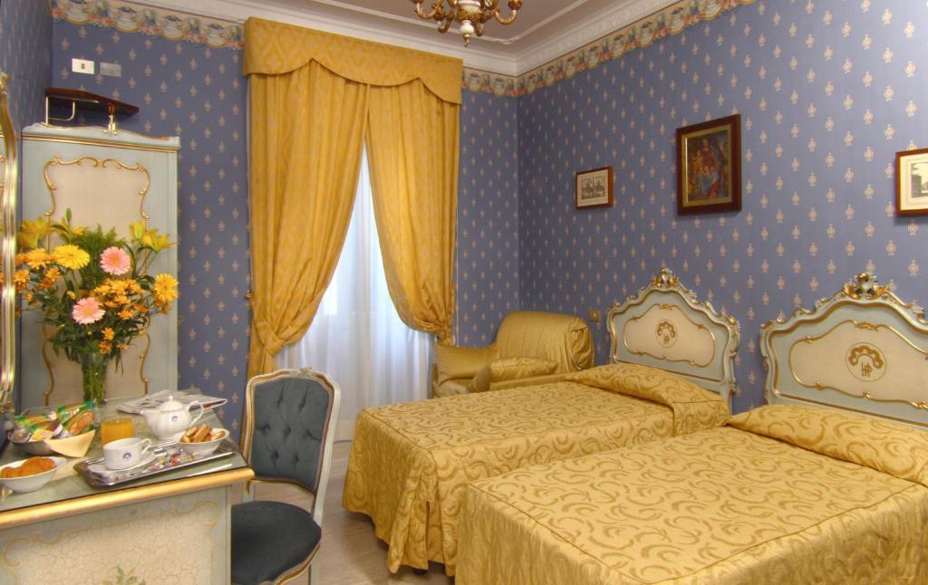 Kleines Dreibettzimmer