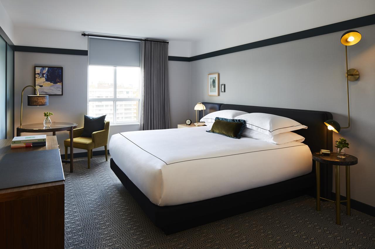 Zimmer mit Kingsize-Bett und rollstuhlgerechter Dusche - Nichtraucher