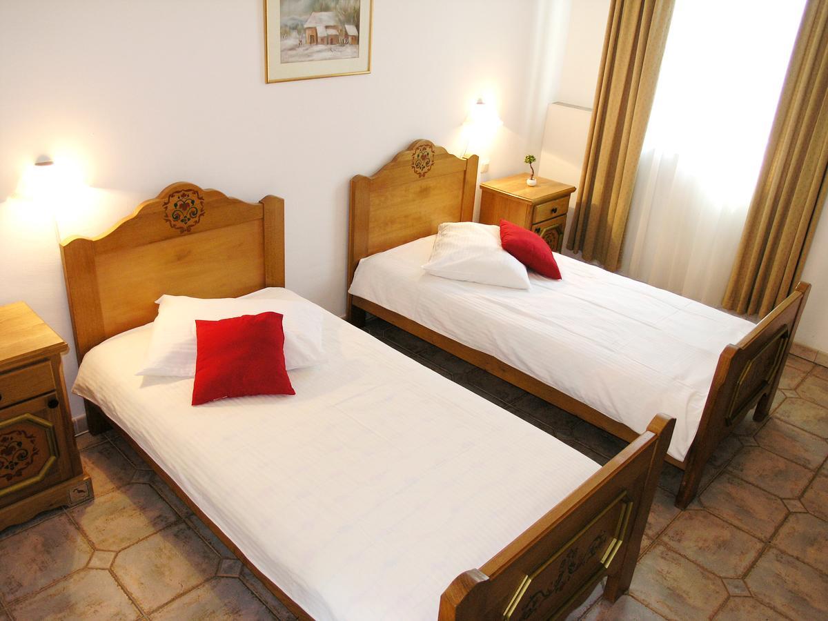 Economy Zweibettzimmer