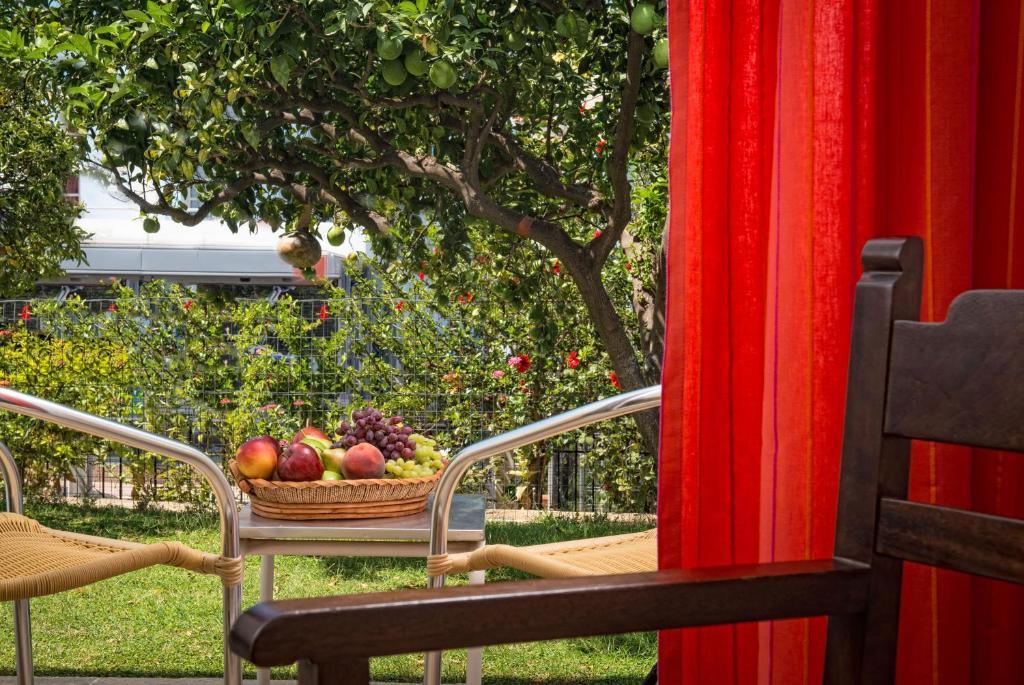 Standard Zweibettzimmer mit Gartenblick