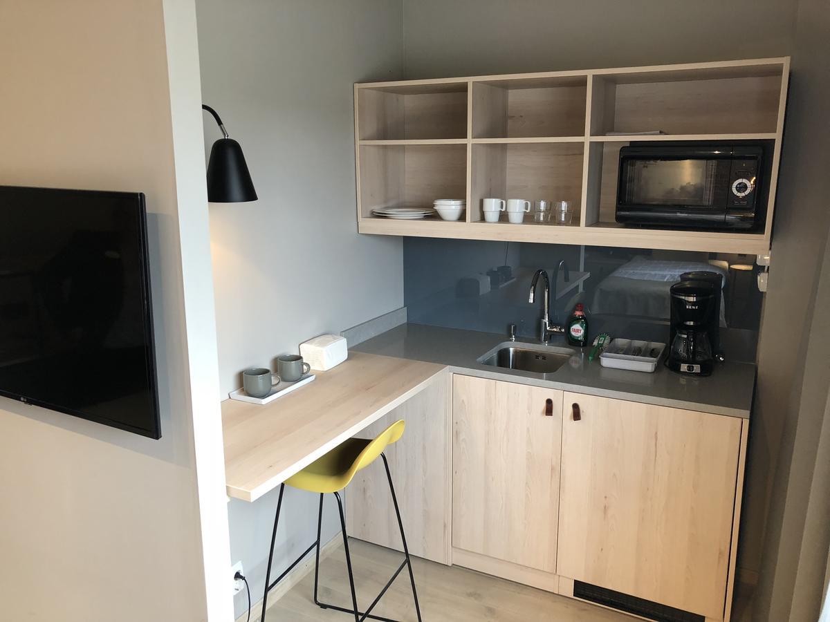 Standard Zweibettzimmer mit Küchenzeile
