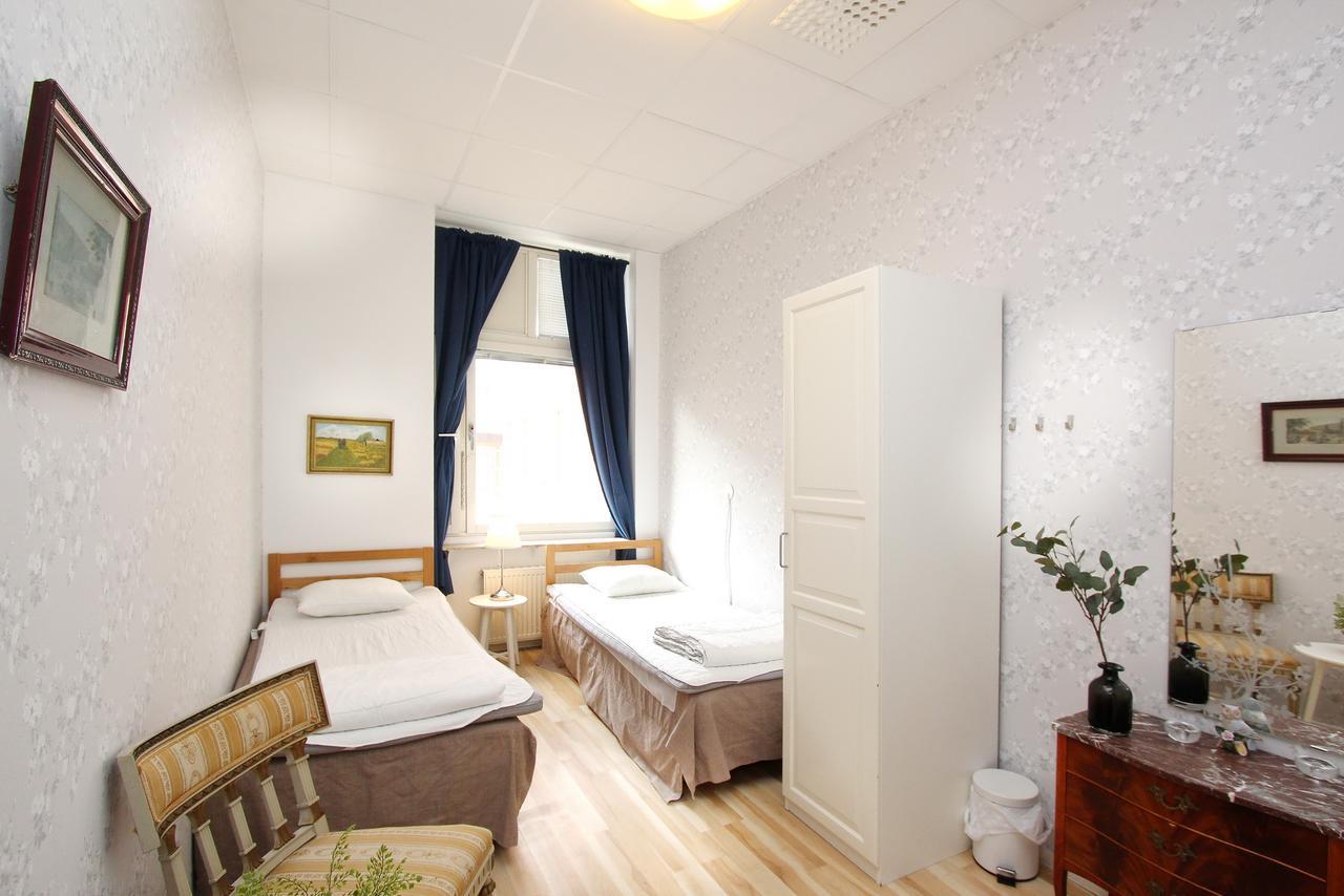 Zweibettzimmer mit Gemeinschaftsbad