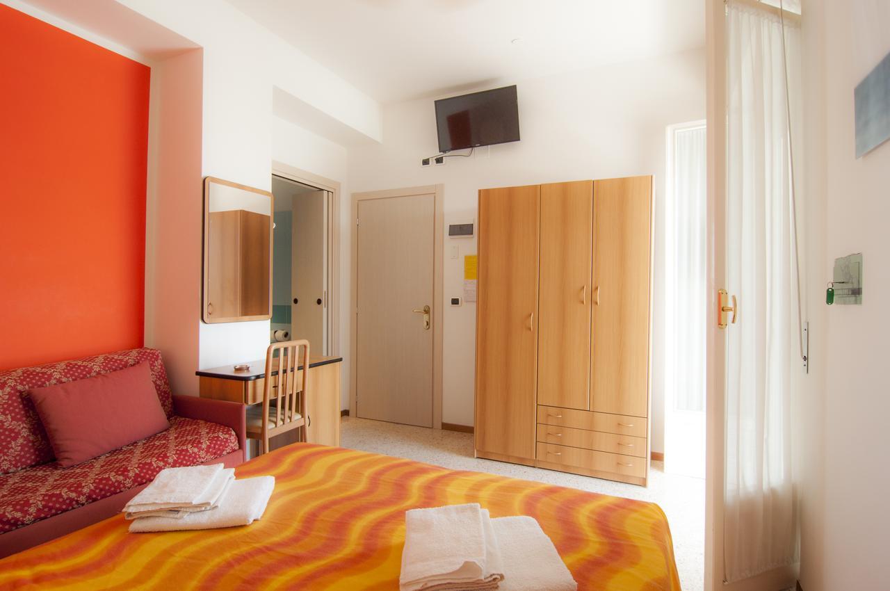 Deluxe Doppelzimmer mit Balkon und Meerblick