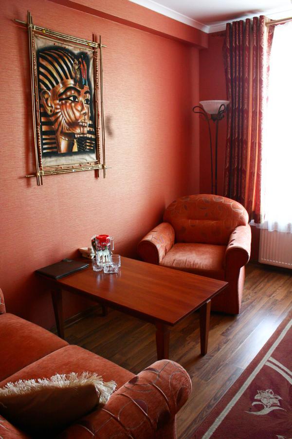 Familienzimmer mit Doppelbett