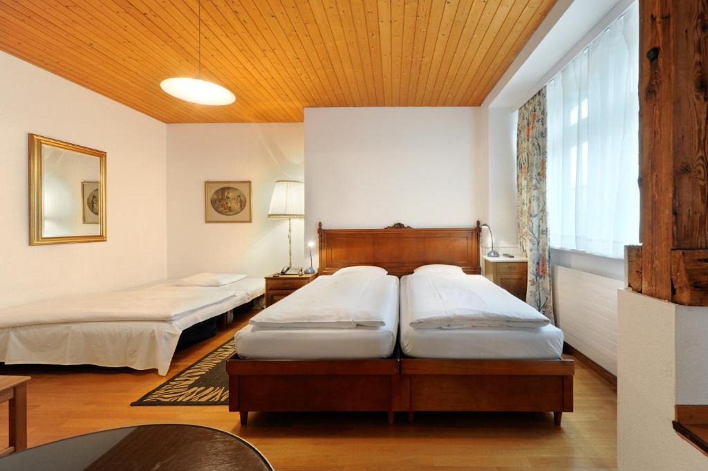 Dreibettzimmer