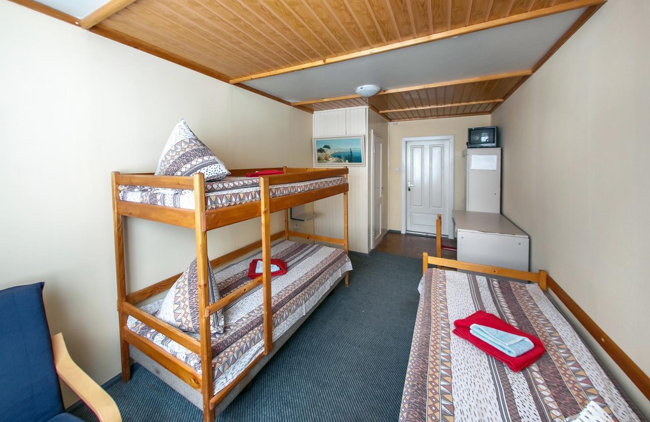 Budget Dreibettzimmer
