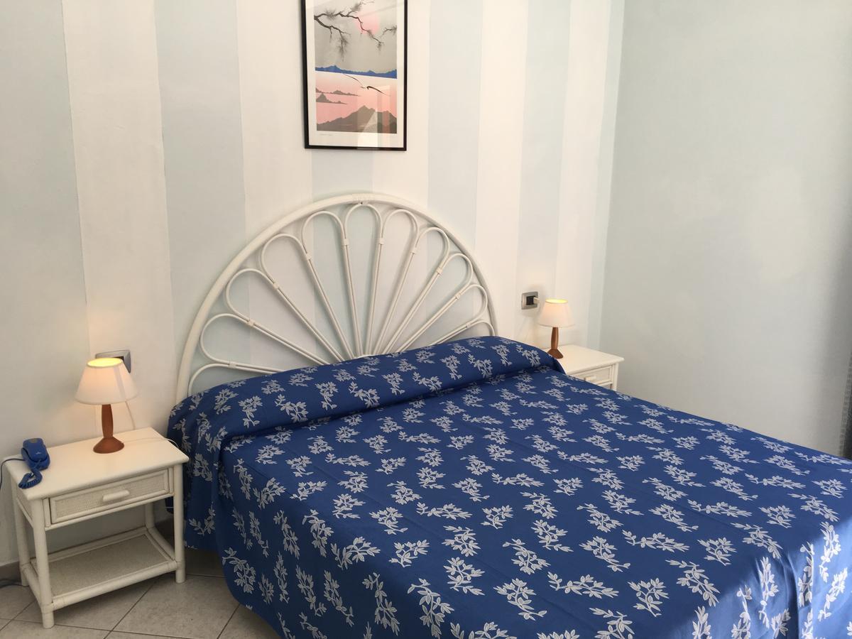 Doppelzimmer mit Balkon