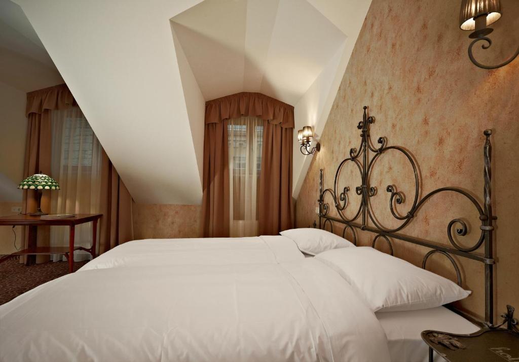 Standard Zweibettzimmer