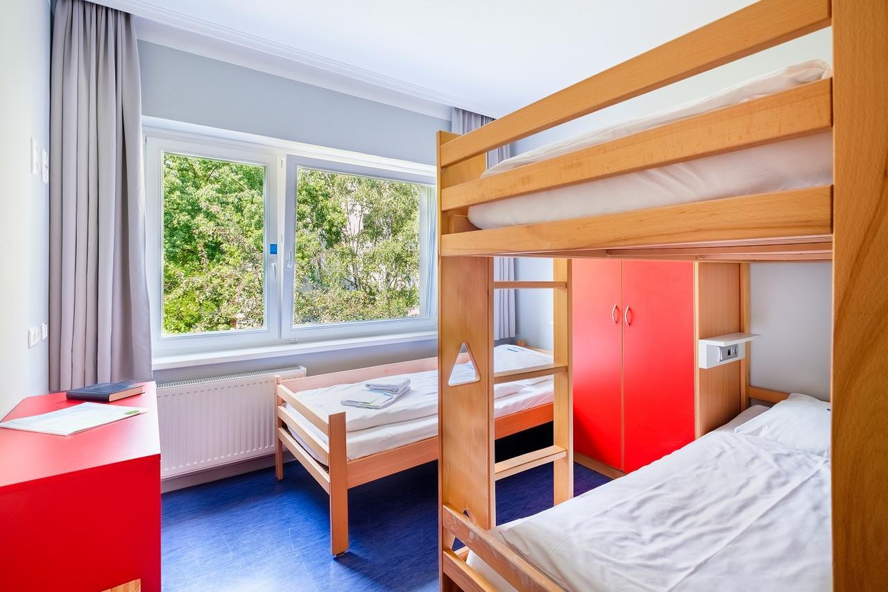 Dreibettzimmer