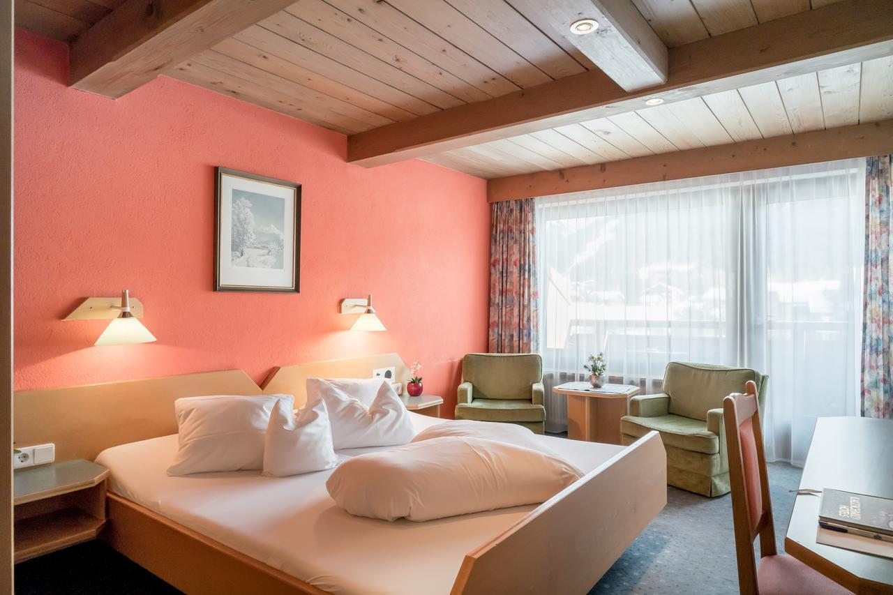 Standard Doppelzimmer mit Balkon