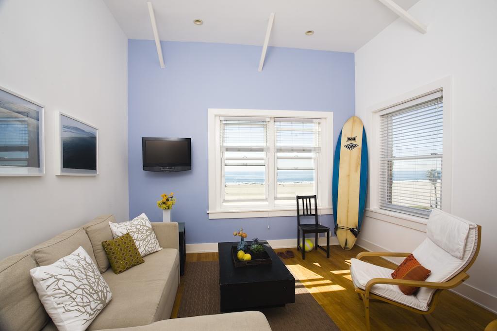 Suite auf der obersten Etage am Strand mit 1 Schlafzimmer, 1 Queensize-Bett, 1 Schlafsofa und Meerblick