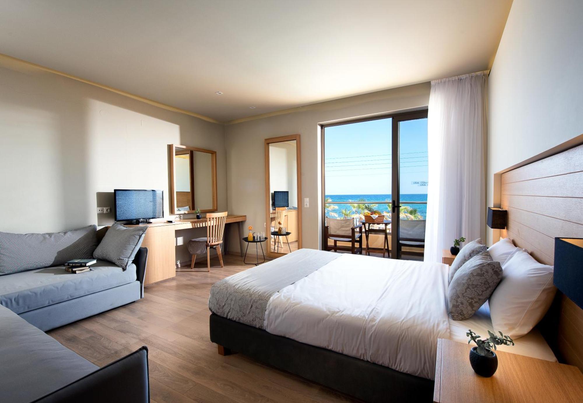 Superior Zimmer mit Meerblick und Gemeinschaftspool