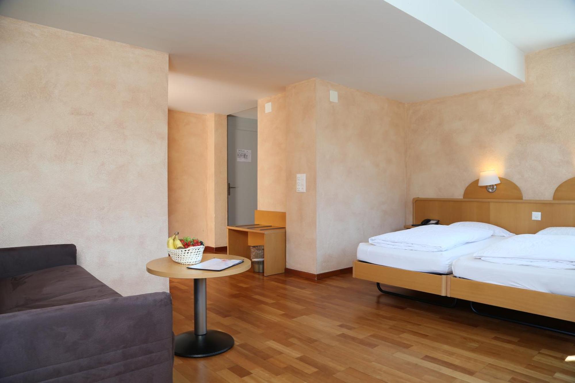 Deluxe Vierbettzimmer mit Klimaanlage und Dachterrasse