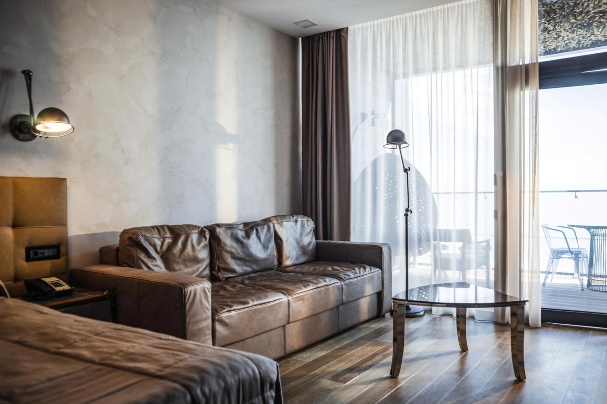 Deluxe Doppelzimmer mit Terrasse und Meerblick