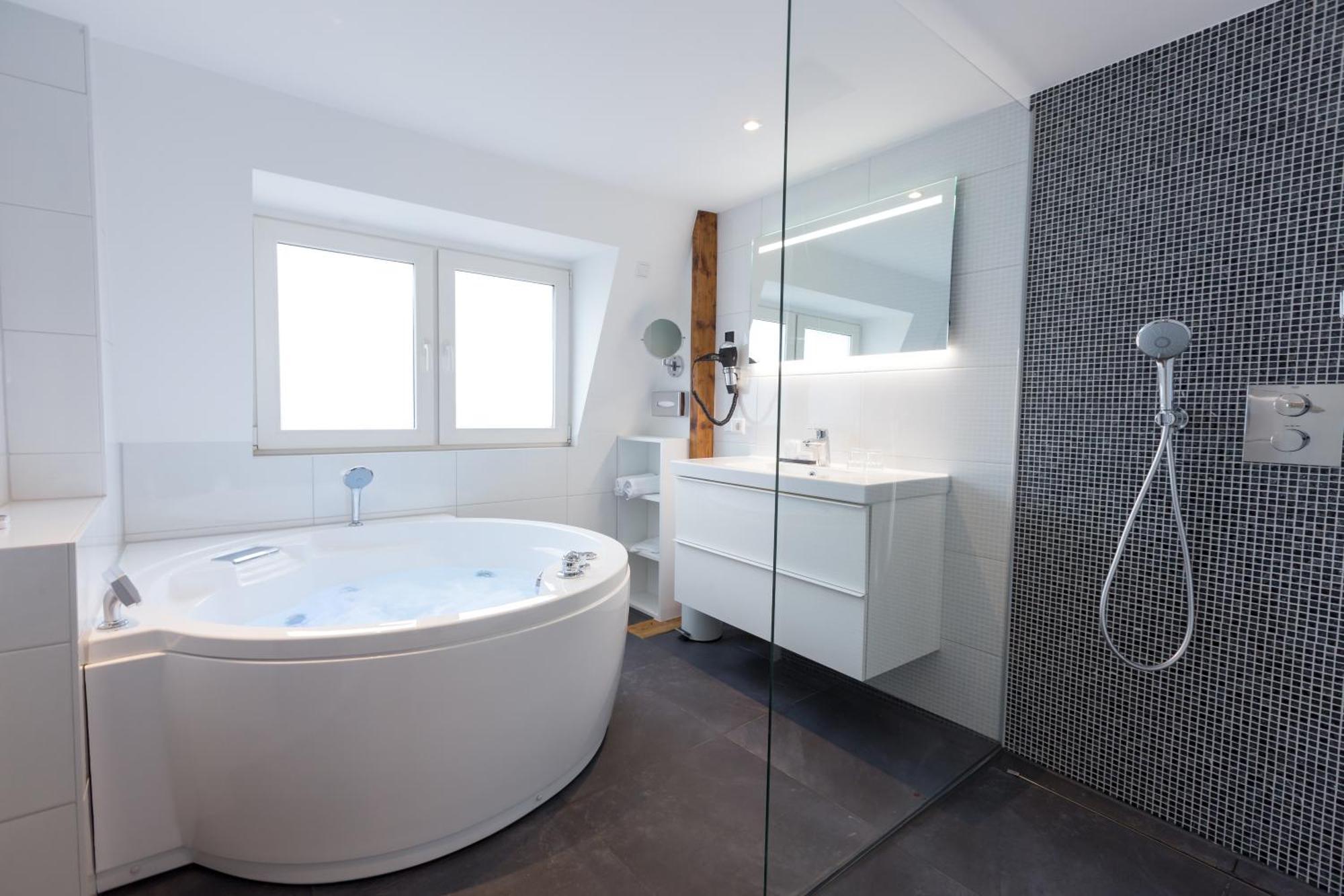 Superior Whirlpool Zimmer