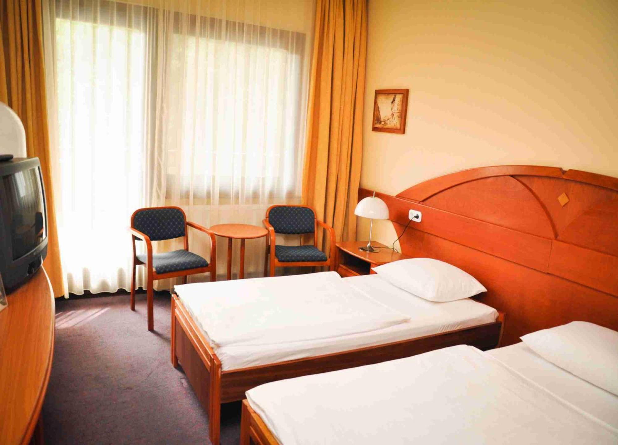 Standard Zweibettzimmer